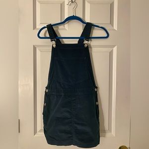 Urban Outfitters Velvet Green “Skirtall”. Size S.